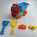 סט צעצועי חוף לילדים