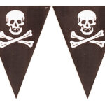 כרזה משולשת אוצר הפיראטים