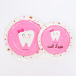 צלחות נייר קטנות שן ראשונה ורוד